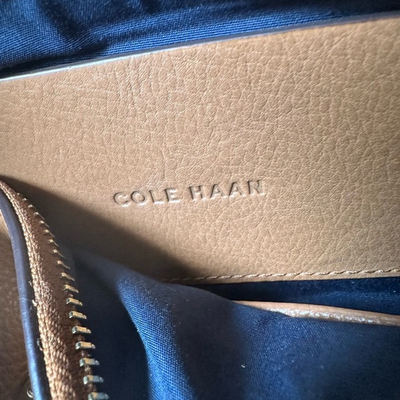 GORGEOUS COLE HAAN HANDBAG IN 100% LEATHER color block  BROWN/BEIGE/RED - Picture 3 of 12